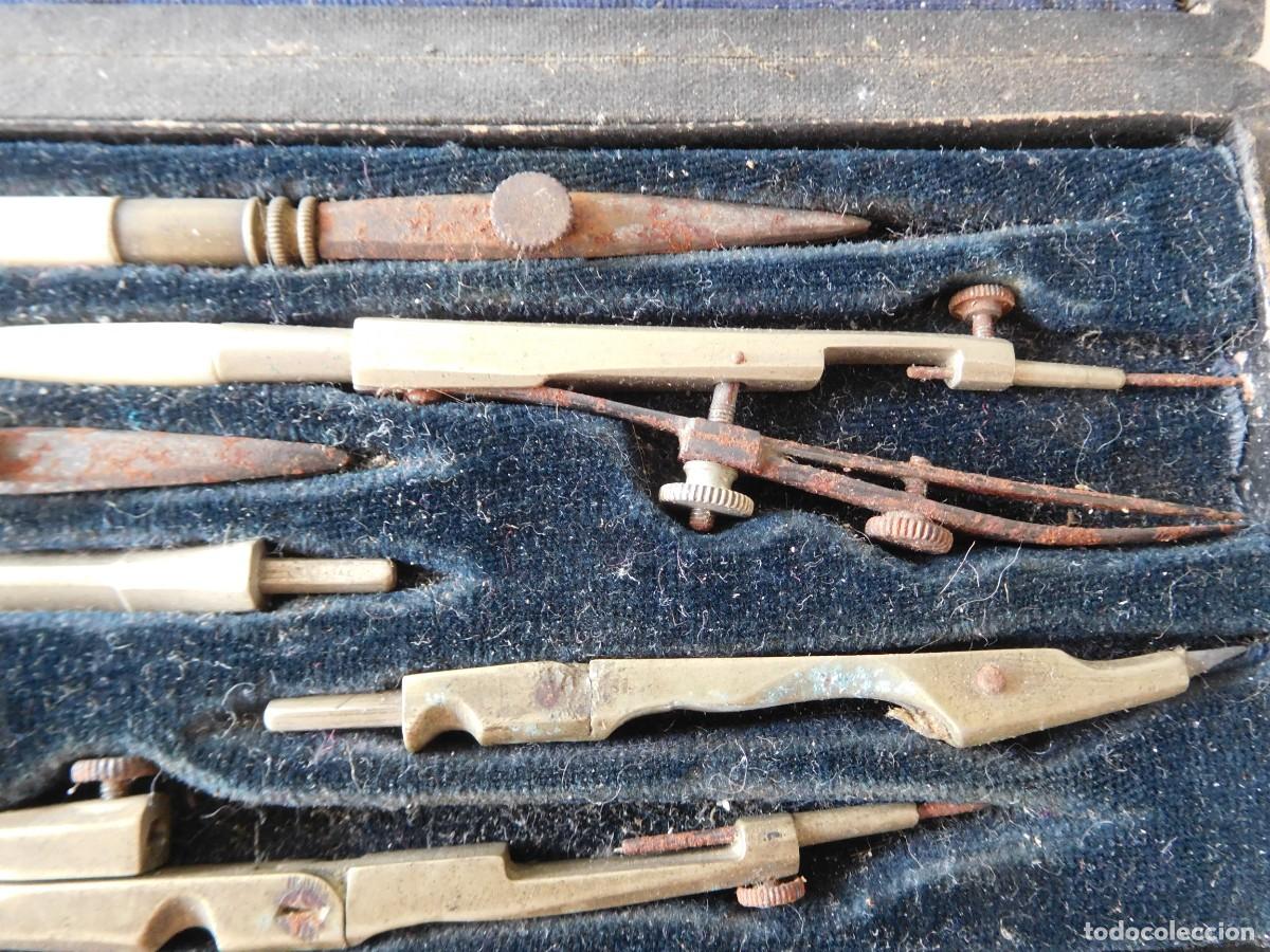Escriban&iacute;a: Comp&aacute;s antiguo en estuche completo - Foto 5