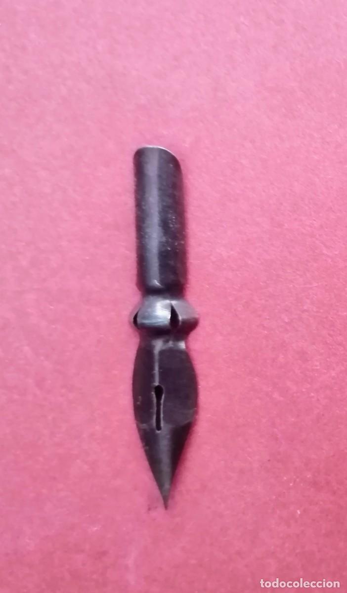Escriban&iacute;a: PLUMILLA. PLUMIN. ENVIO INCLUIDO - Foto 1
