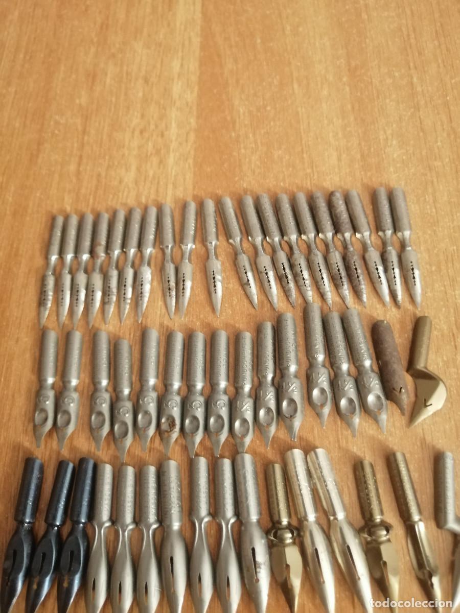 Escriban&iacute;a: LOTE DE 52 PLUMILLAS. - Foto 3