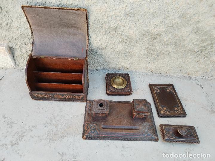 Escriban&iacute;a: antigua escribania de piel - Foto 1