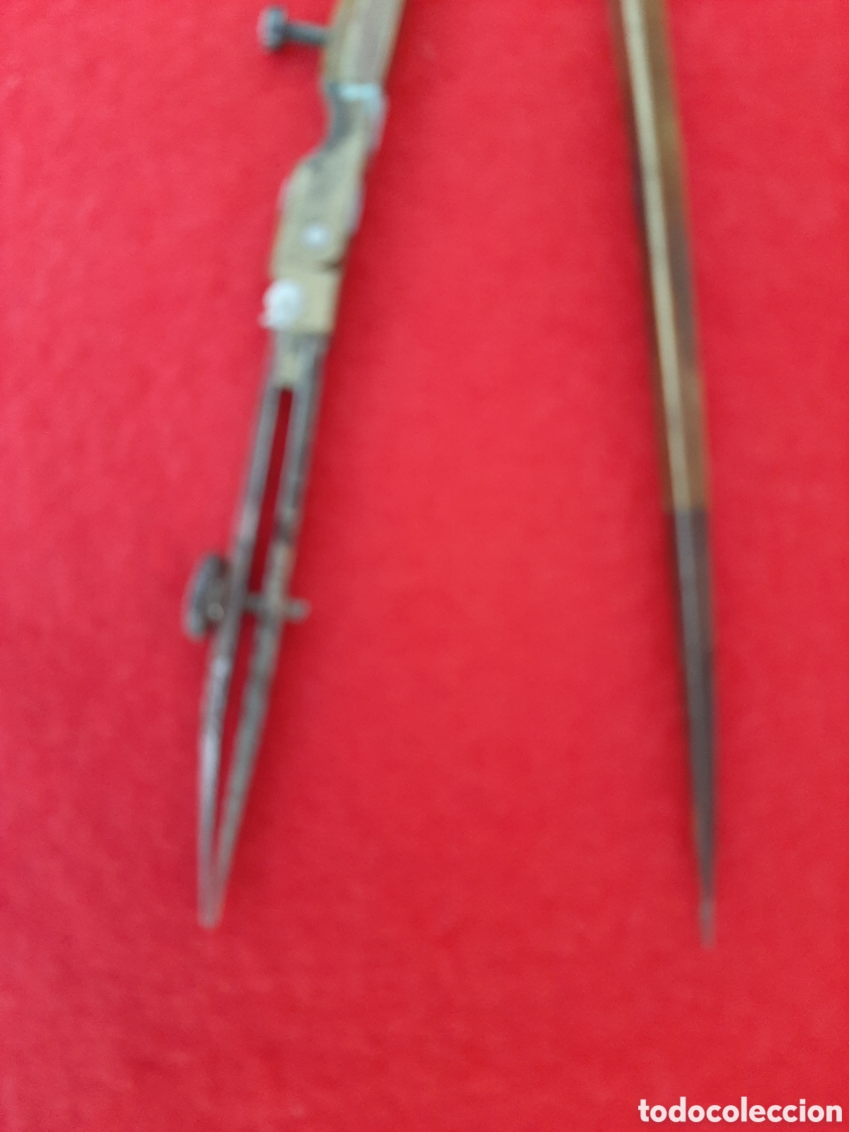 Escriban&iacute;a: Antiguo Comp&aacute;s Tiral&iacute;neas de lat&oacute;n. - Foto 3