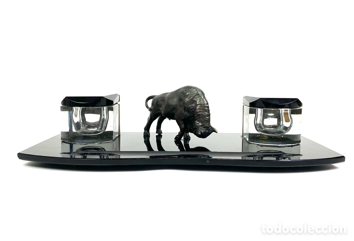 Escriban&iacute;a: ESCRIBANIA DE CRISTAL CON BISONTE. 34 X 18 CM - Foto 2