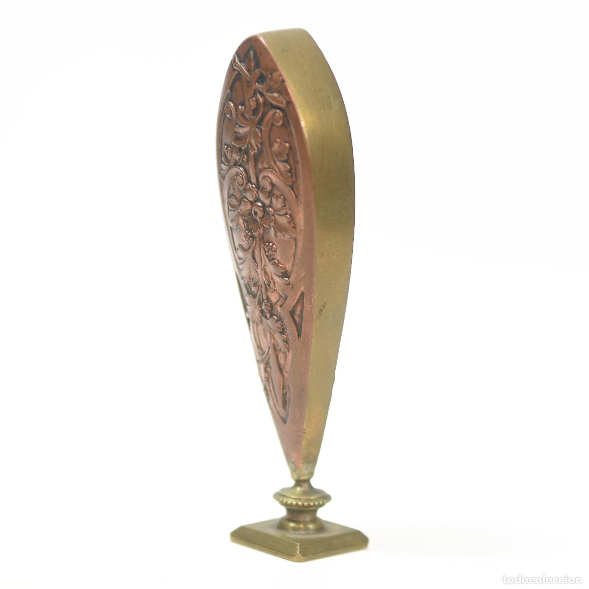 Escriban&iacute;a: Sceau &agrave; cacheter de collection en cuivre d&eacute;cor floral - Foto 2