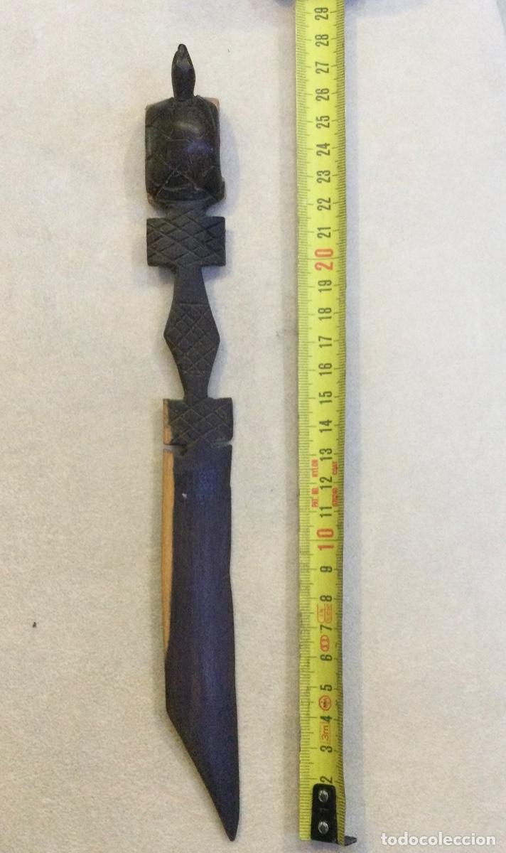 Escriban&iacute;a: Abrecartas / Letter Opener. En madera de &eacute;bano. - Foto 1