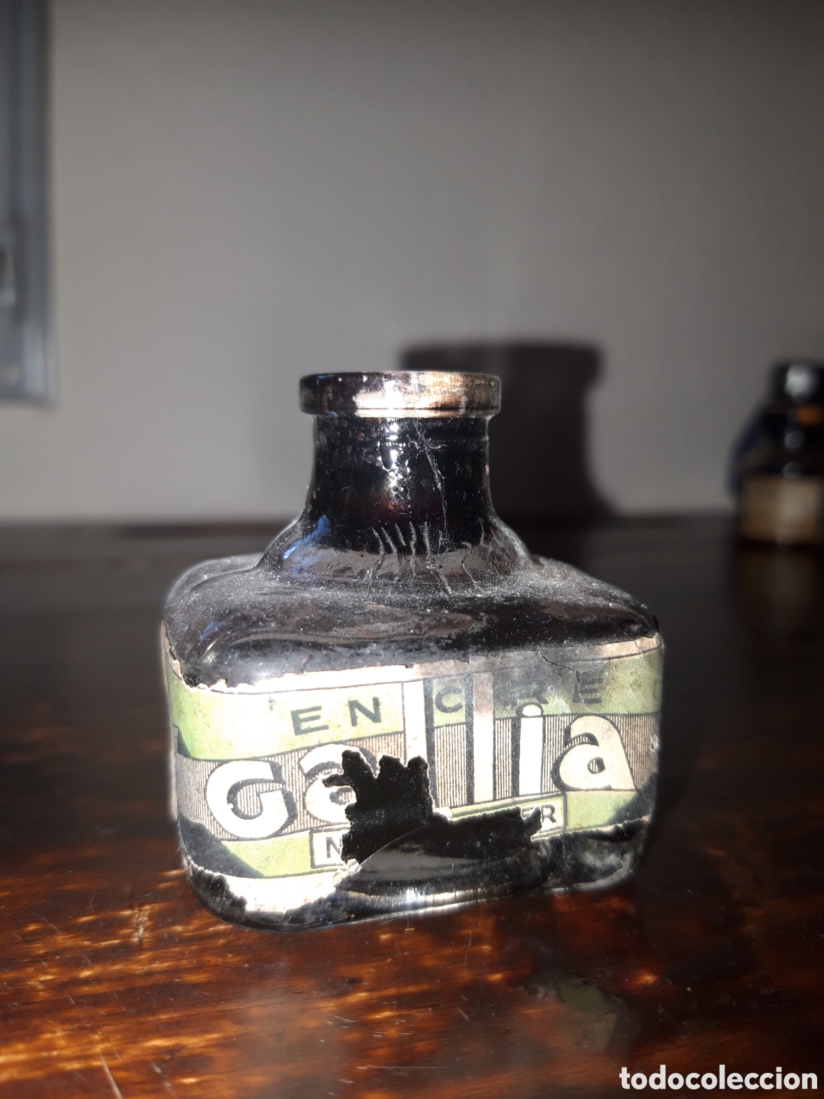Escriban&iacute;a: Antiguo tintero - Foto 1