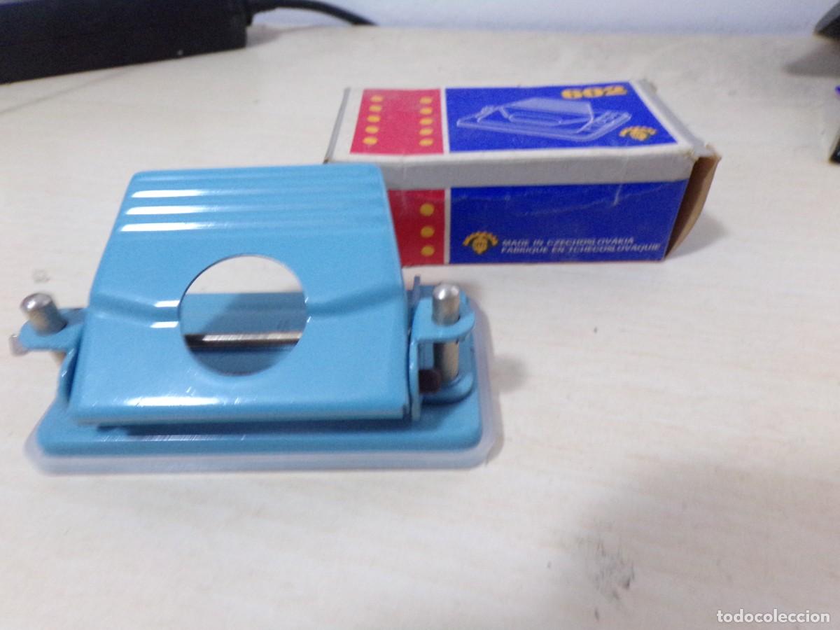 Escriban&iacute;a: ESTAMOS LIQUIDANDO. VINTAGE PERFORADORA KIN - Foto 1