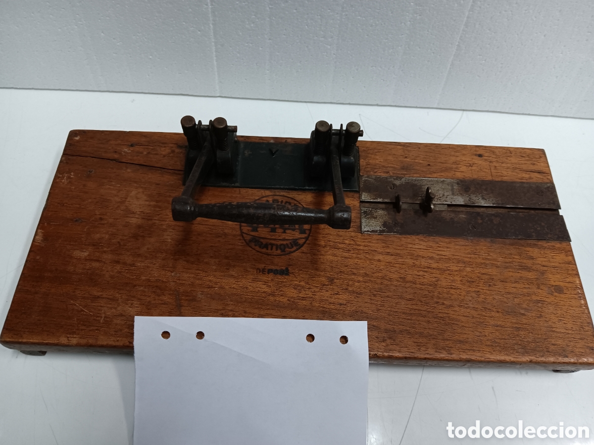 Escriban&iacute;a: Antiguo Taladro de papel TIM - Foto 1