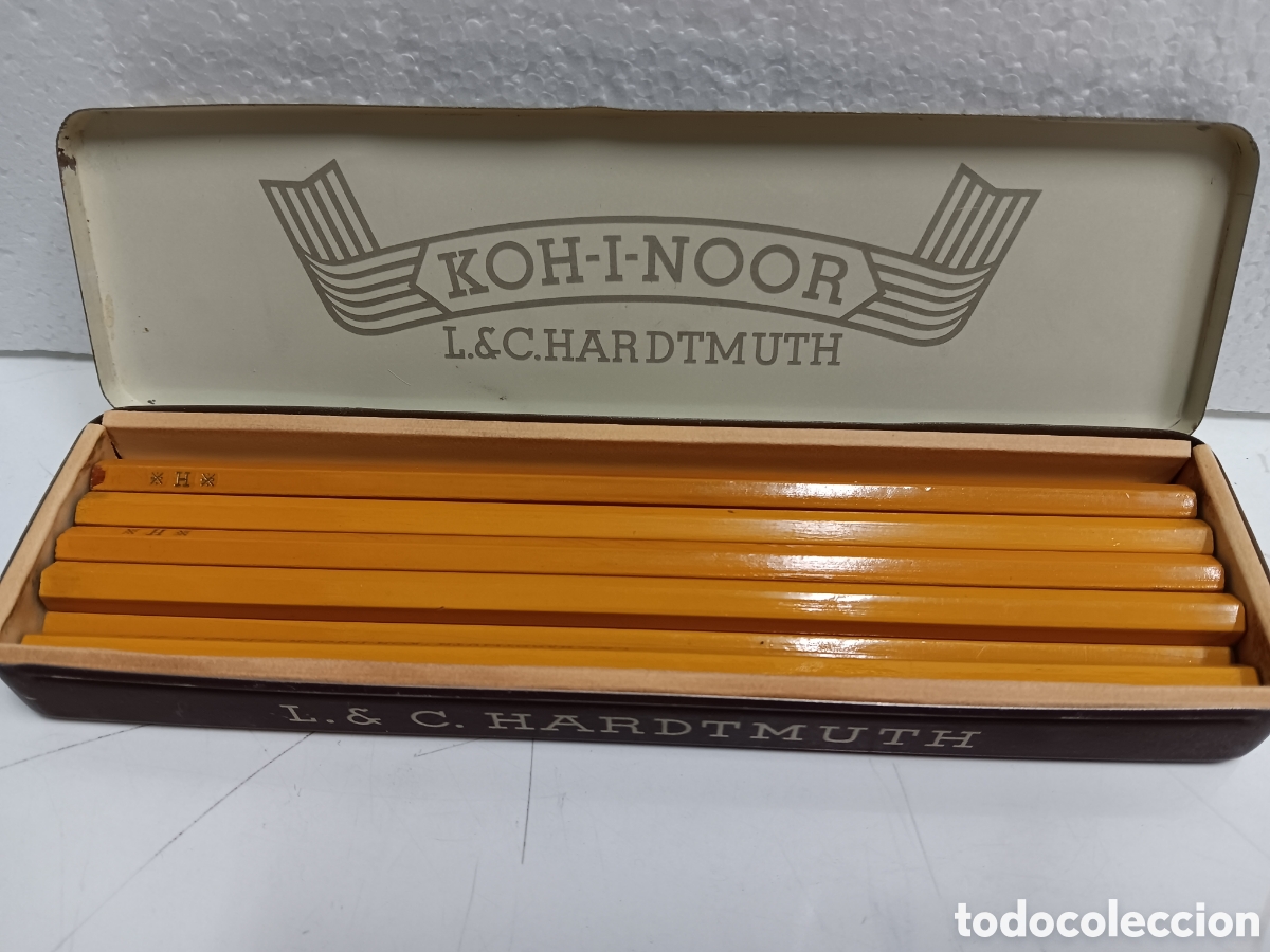 Escriban&iacute;a: Caja de chapa l&aacute;pices KOH-I-NOOR - Foto 2