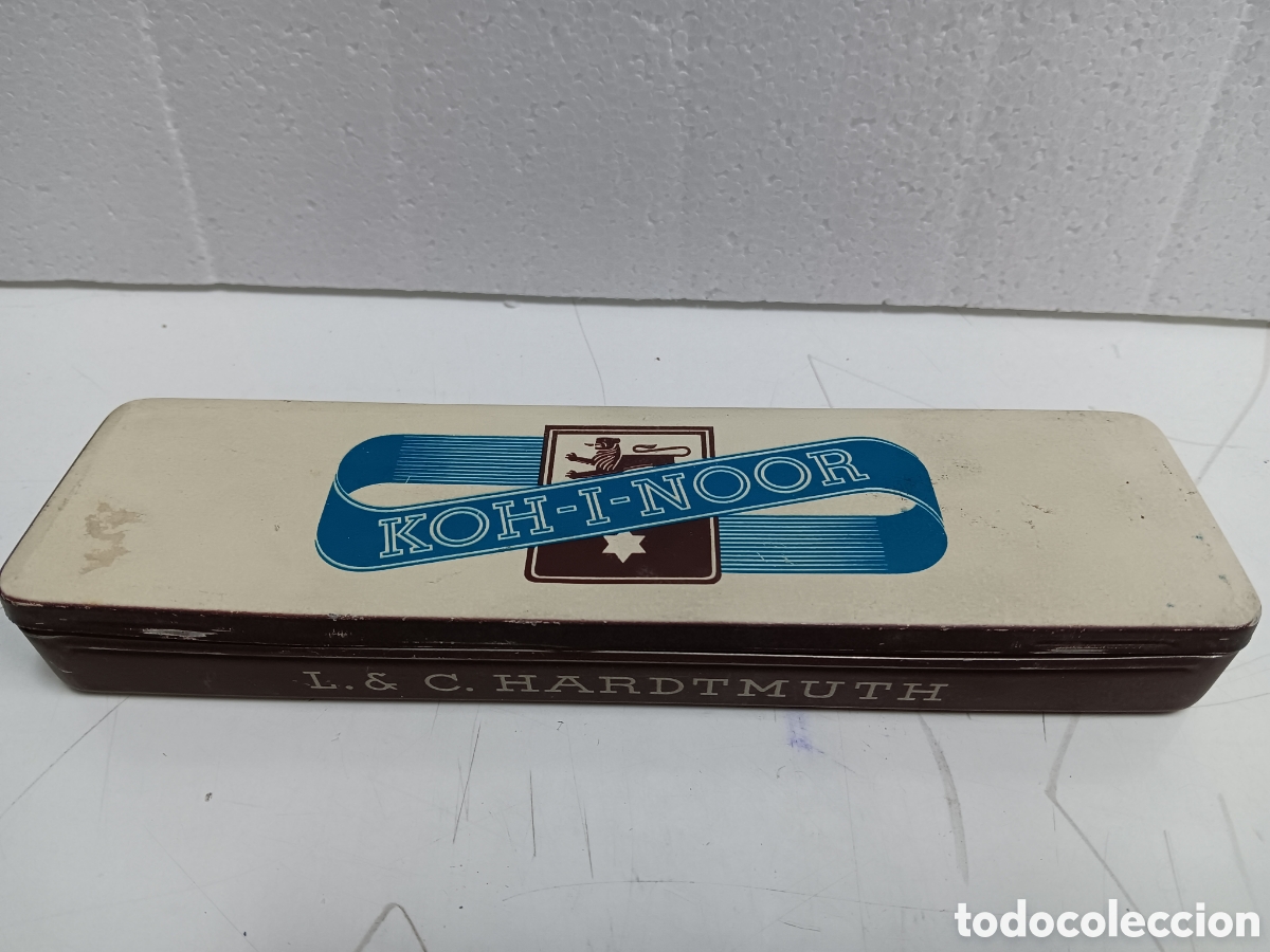 Escriban&iacute;a: Caja de chapa l&aacute;pices KOH-I-NOOR - Foto 1