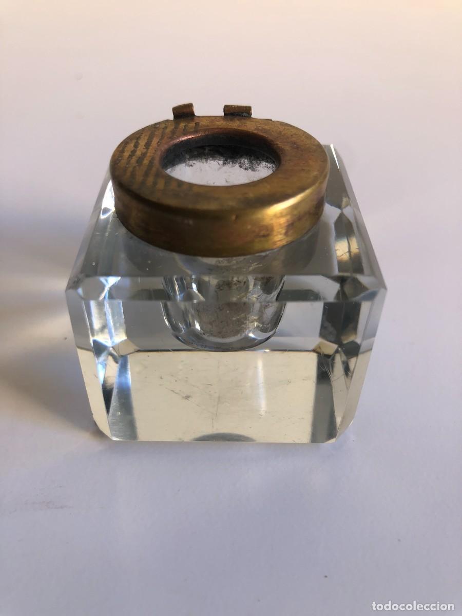 Escriban&iacute;a: Tintero de cristal y lat&oacute;n - Foto 2