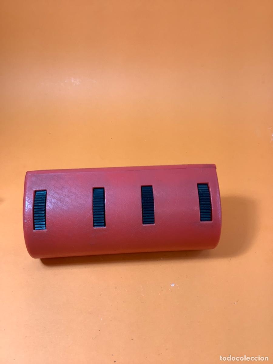 Escriban&iacute;a: CALENARIO PERPETUO ROJO - Foto 2