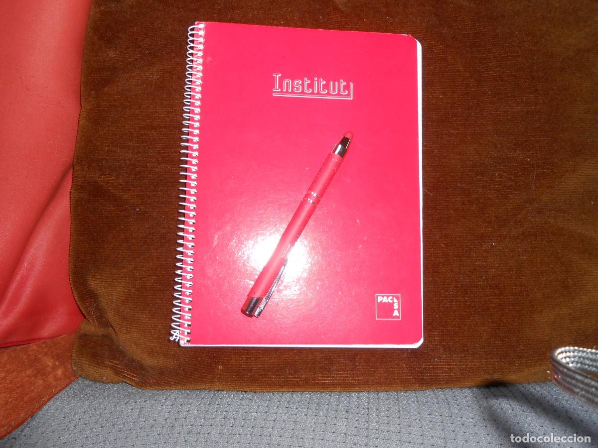 Escriban&iacute;a: Cuaderno INSTITUT y Boligrafo - Foto 1