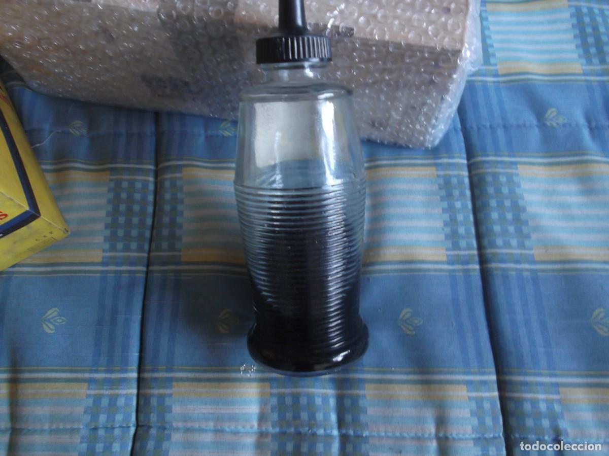 Escriban&iacute;a: ANTIGUA BOTELLA TINTA WATERMANS - Foto 3