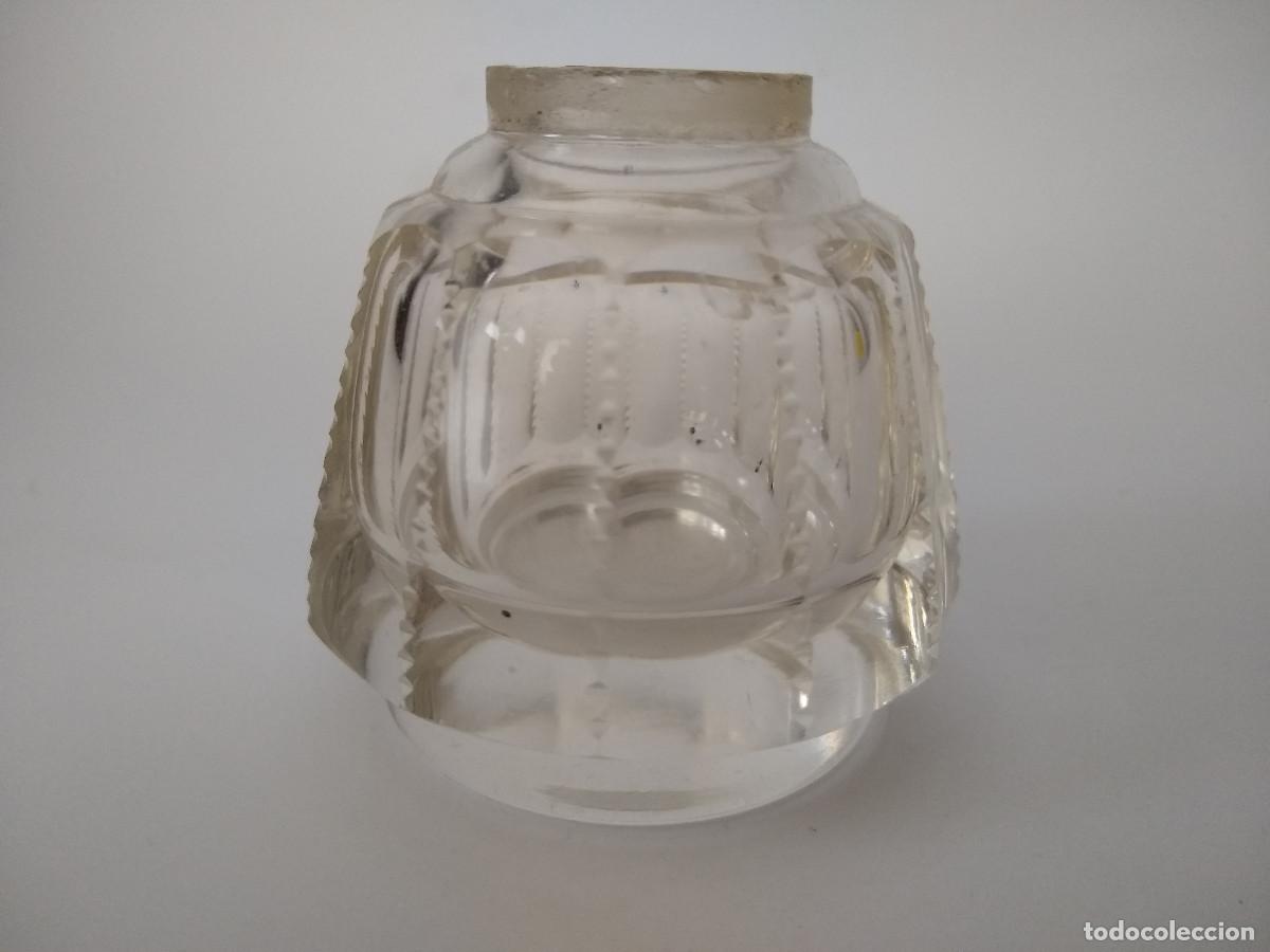 Escriban&iacute;a: Antiguo tintero cristal tallado - Foto 3