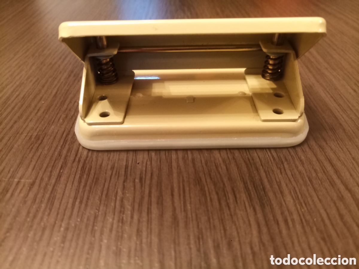 Escriban&iacute;a: Antiguo Conjunto Grapadora y Perforadora Sobremesa EAGLE 9308 - Foto 8