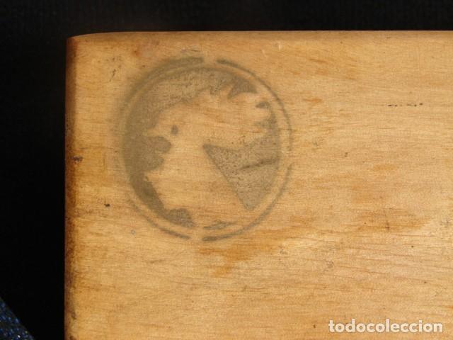 Escriban&iacute;a: ANTIGUA CAJA DE 9 TINTEROS DE TINTA CHINA FIX - Foto 5