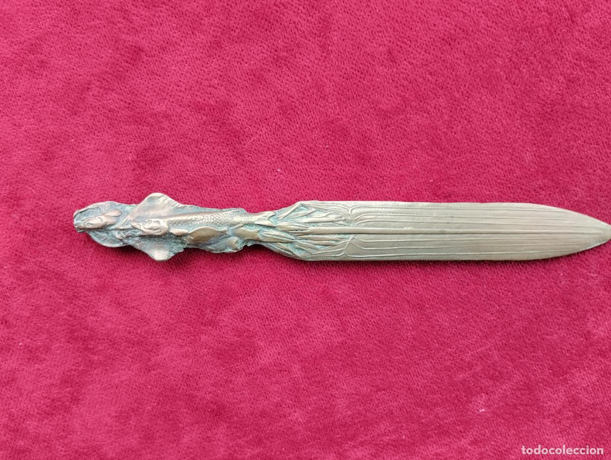 Escriban&iacute;a: ABRECARTAS DE BRONCE LABRADO PECES EN RELIEVE - Foto 1
