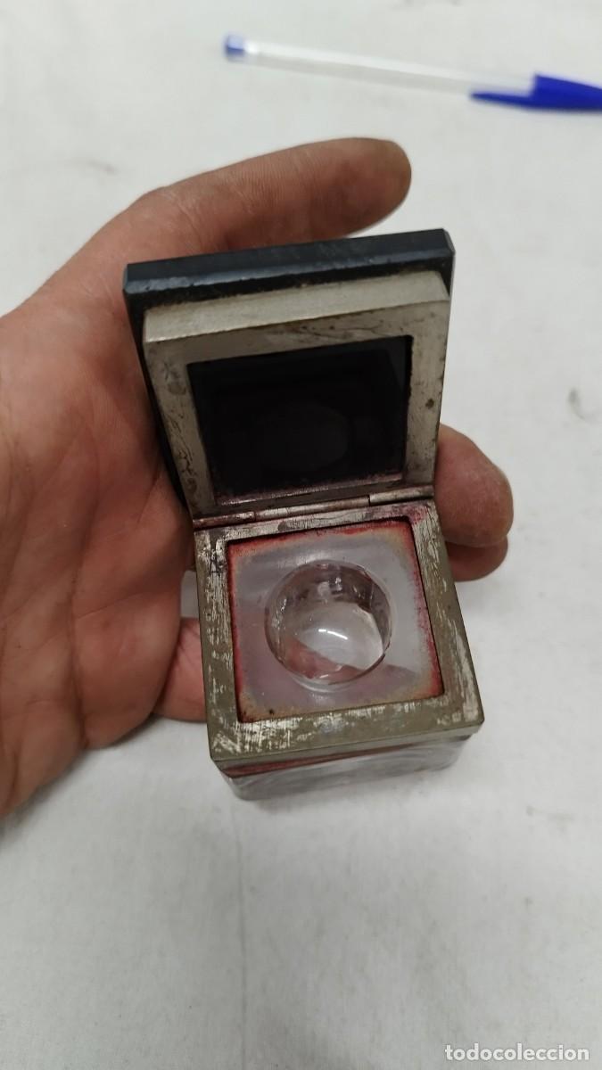 Escriban&iacute;a: Antiguo tintero de cristal,con su tapa - Foto 2
