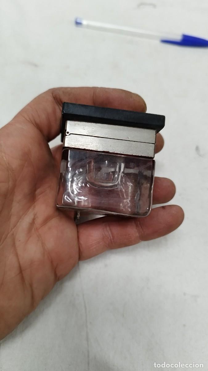 Escriban&iacute;a: Antiguo tintero de cristal,con su tapa - Foto 5
