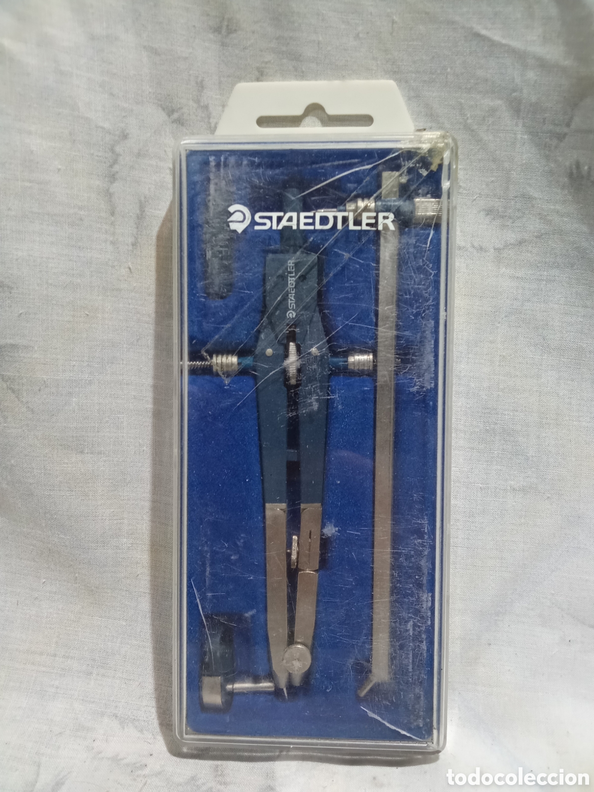 Escriban&iacute;a: JUEGO DE COMP&Aacute;S STAEDTLER - Foto 4