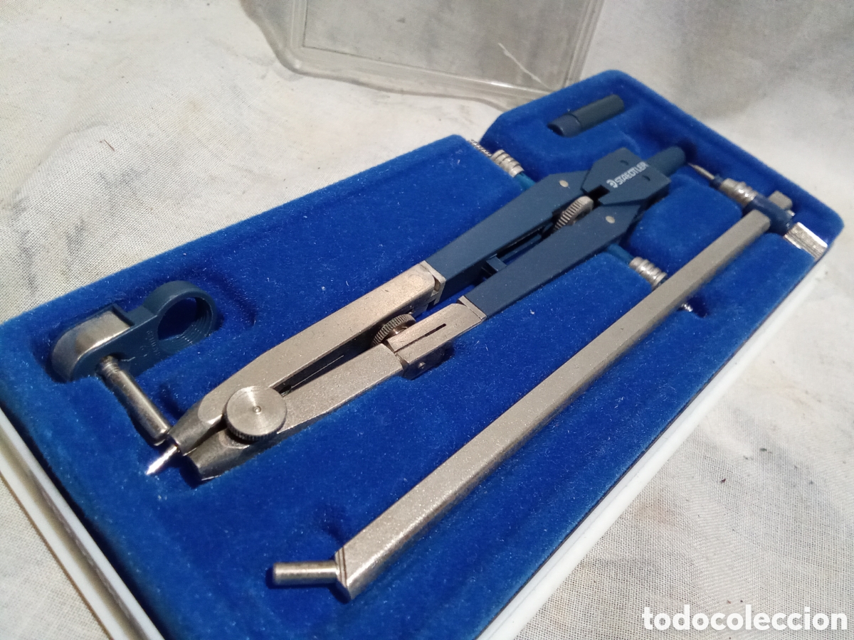 Escriban&iacute;a: JUEGO DE COMP&Aacute;S STAEDTLER - Foto 1