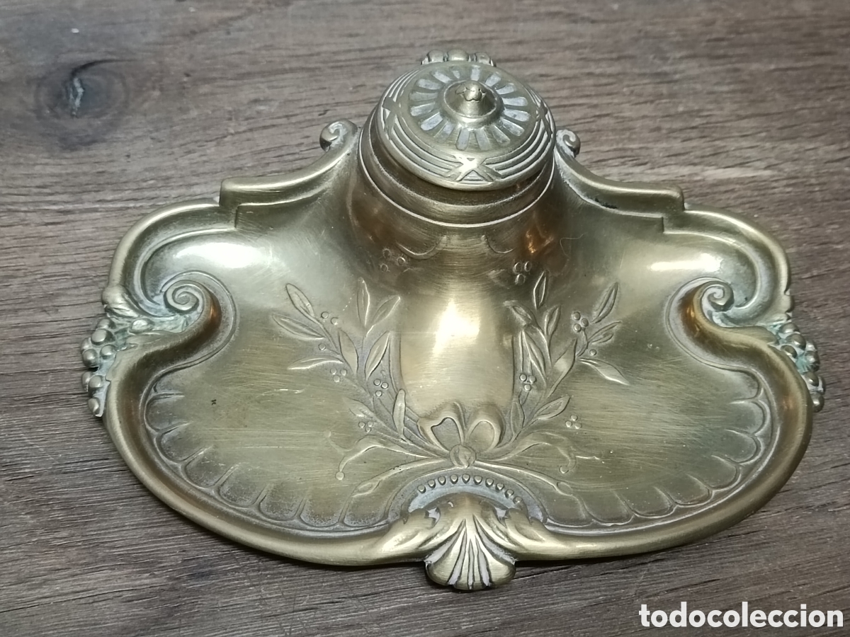 Escriban&iacute;a: ANTIGUO TINTERO DE BRONCE REPUJADO - Foto 1