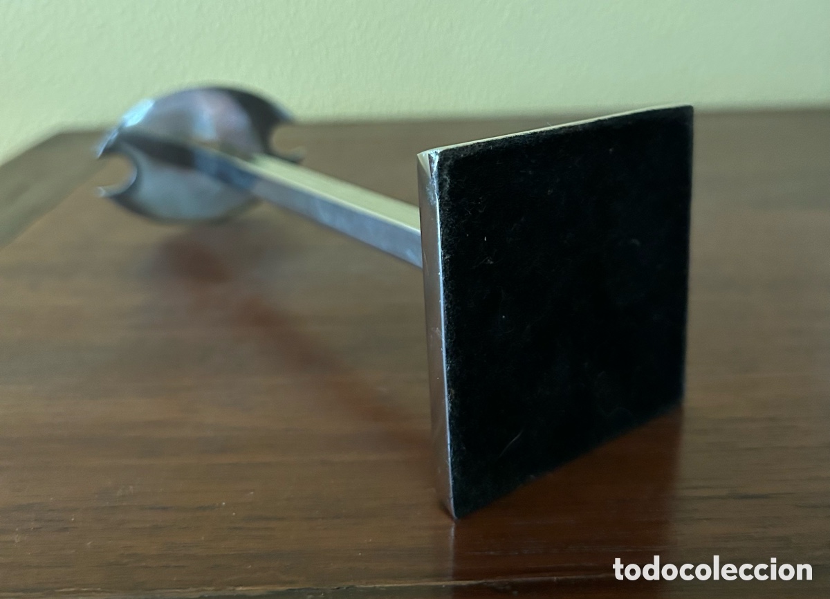 Escriban&iacute;a: SOPORTE PARA LUPA Y ABRECARTAS - Foto 3