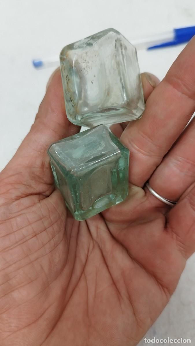 Escriban&iacute;a: Conjunto de tres antiguos tinteros de cristal - Foto 8