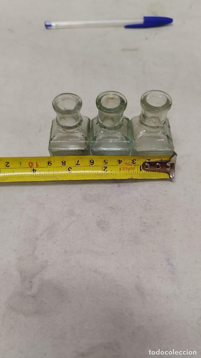 Escriban&iacute;a: Conjunto de tres antiguos tinteros de cristal - Foto 10