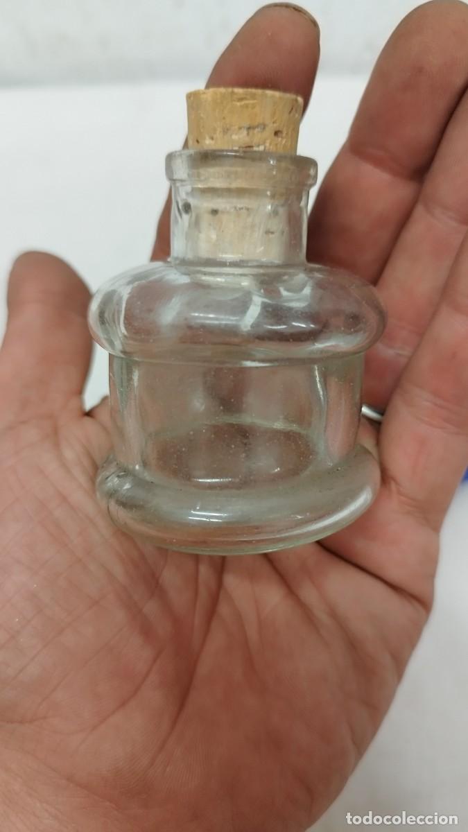 Escriban&iacute;a: Antiguo tintero de cristal - Foto 5