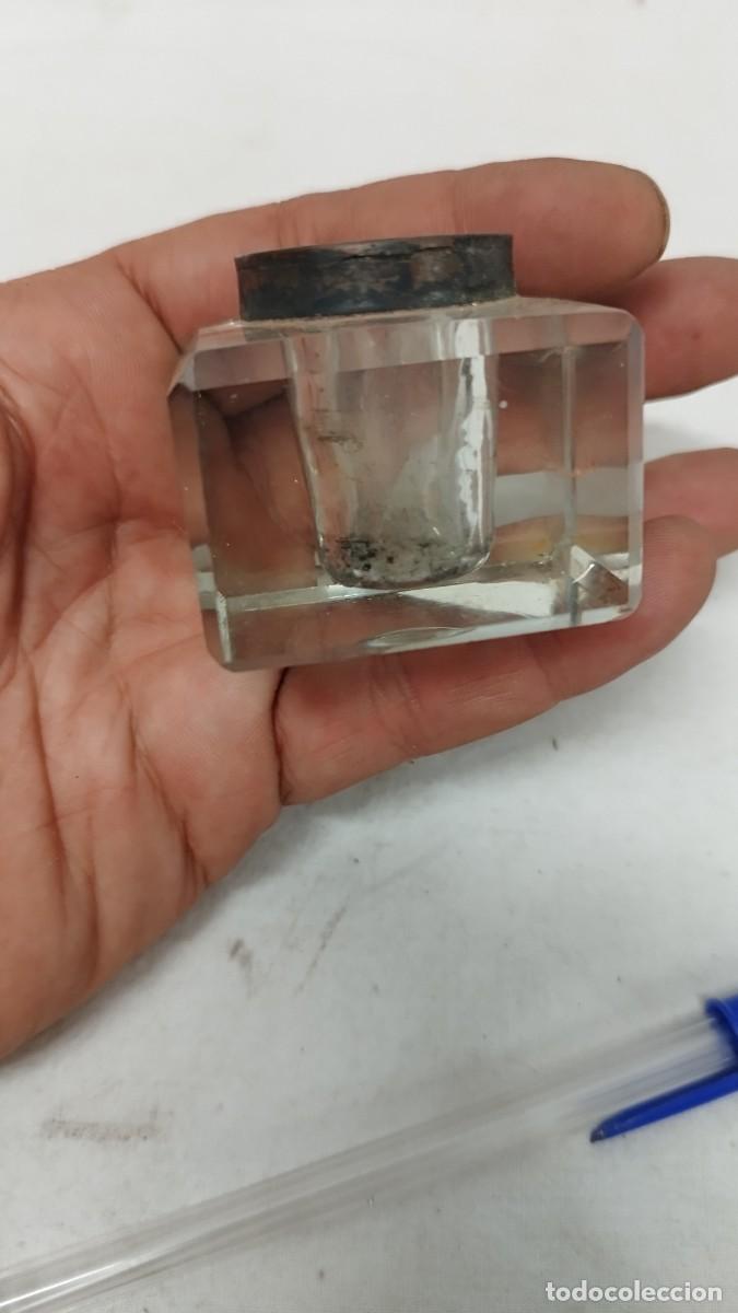 Escriban&iacute;a: Antiguo tintero de cristal - Foto 5