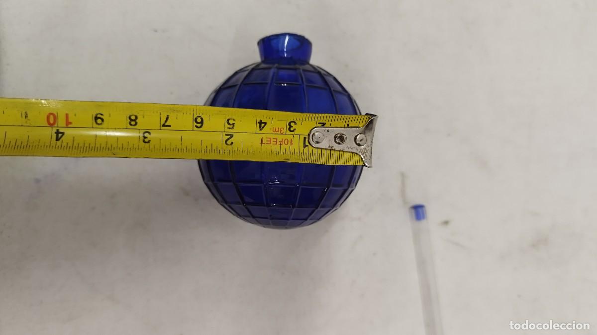 Escriban&iacute;a: Antiguo tintero de cristal azul - Foto 5