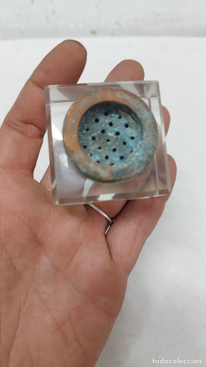 Escriban&iacute;a: Antiguo tintero de cristal - Foto 2
