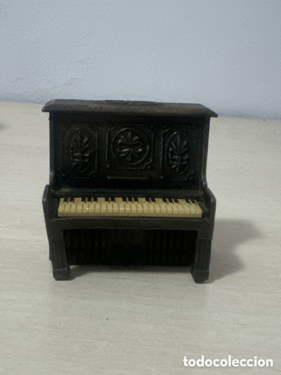 Escriban&iacute;a: Sacapuntas marca Play me En forma de piano - Foto 1