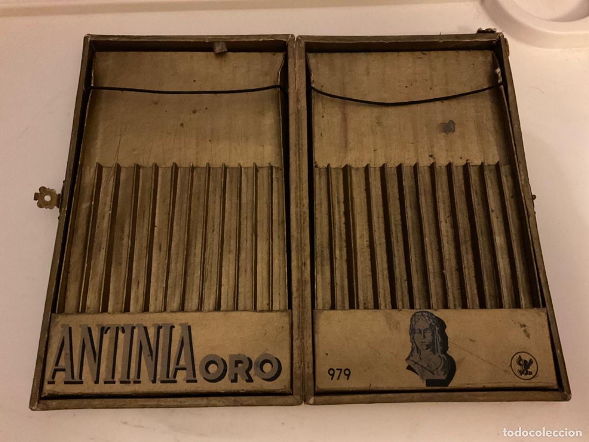 Escriban&iacute;a: CAJA DE L&Aacute;PICES ANTINIA ORO 979 VAC&Iacute;A - Foto 2