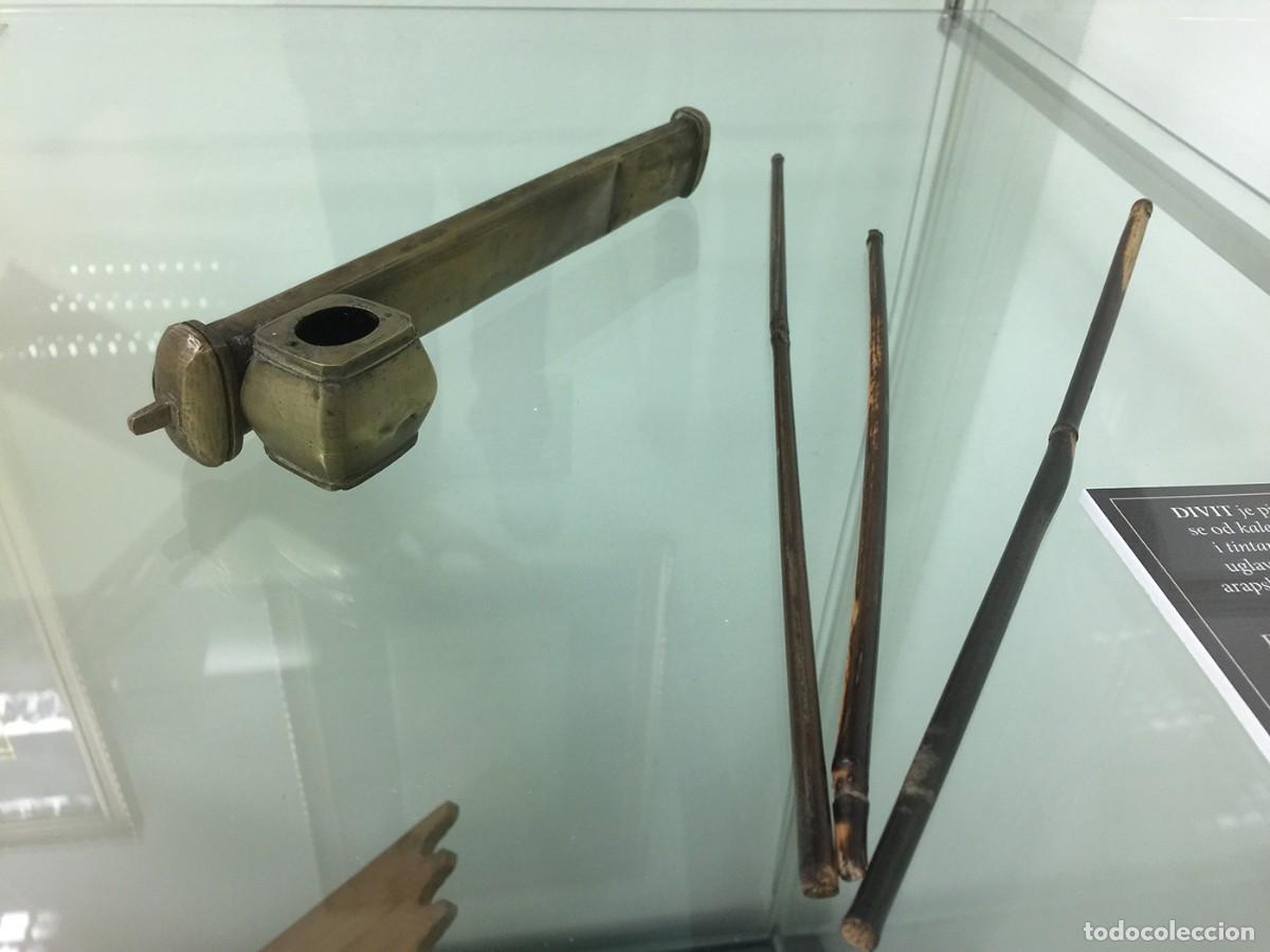 Escriban&iacute;a: ESCRIBAN&Iacute;A ARABE. PLUMA. TINTERO. OBJETO RARO. - Foto 10