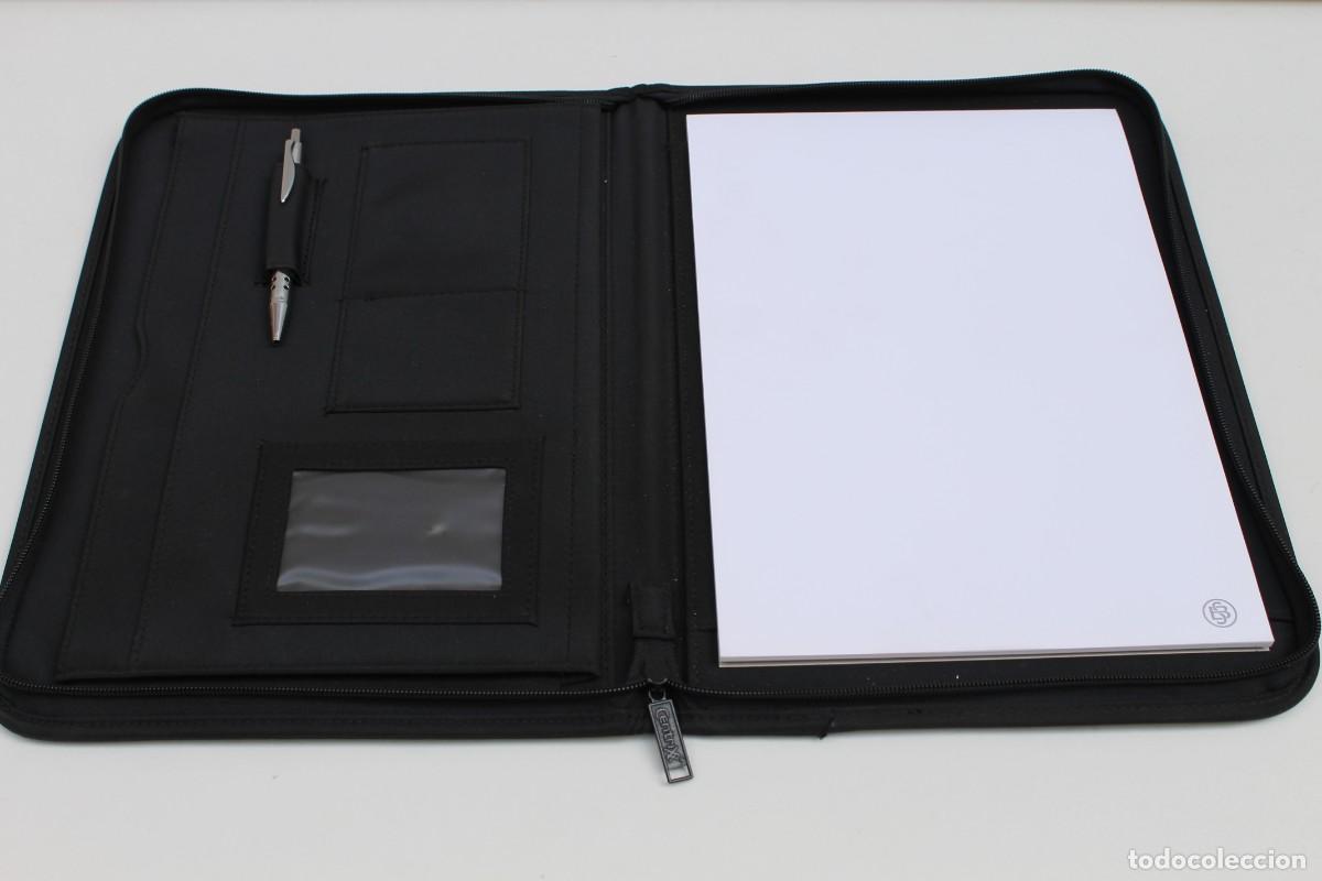 Escriban&iacute;a: CARPETA PORTA DOCUMENTOS, CON CREMALLERA DEL BANCO SABADELL. - Foto 1