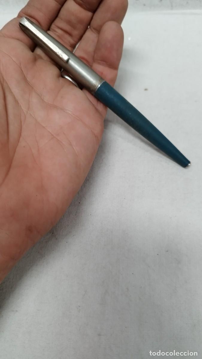 Escriban&iacute;a: Antigua pluma estilogr&aacute;fica - Foto 1