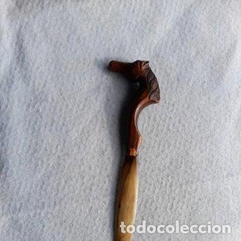 Escriban&iacute;a: Abrecartas Caballo de Madera. - Foto 2