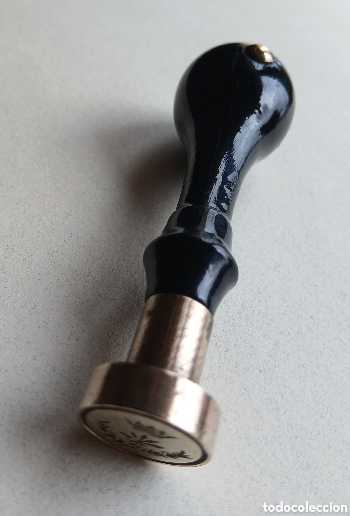 Escriban&iacute;a: Sello de lacre madera y bronce - Foto 1