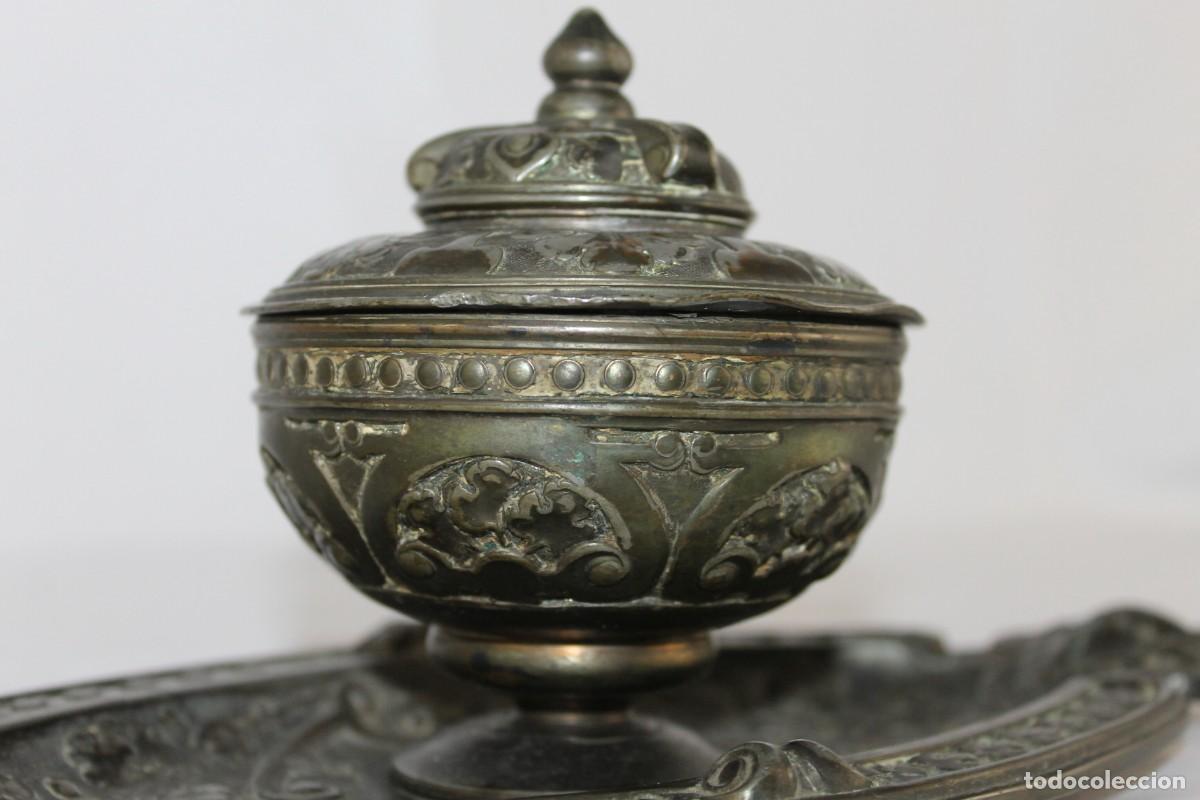 Escriban&iacute;a: Tintero de estilo Rococ&oacute; en metal plateado del siglo XIX - Foto 7