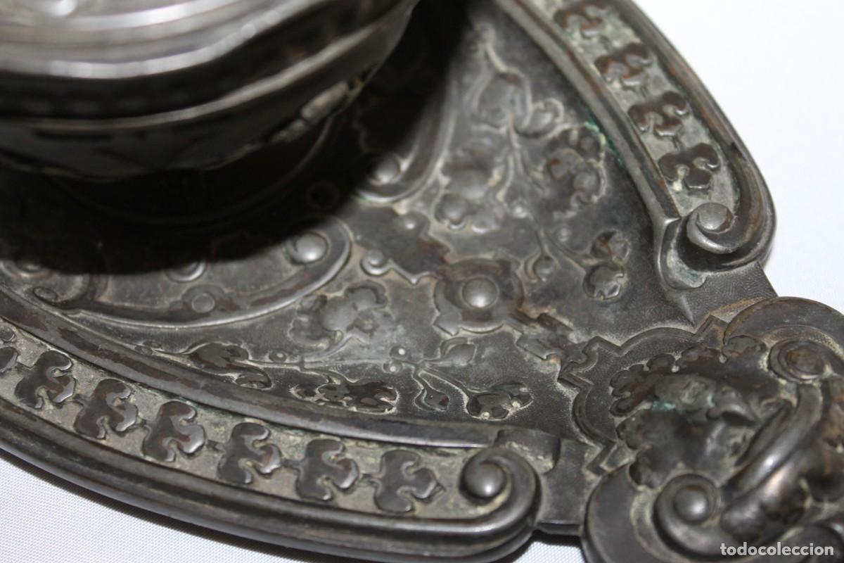 Escriban&iacute;a: Tintero de estilo Rococ&oacute; en metal plateado del siglo XIX - Foto 9