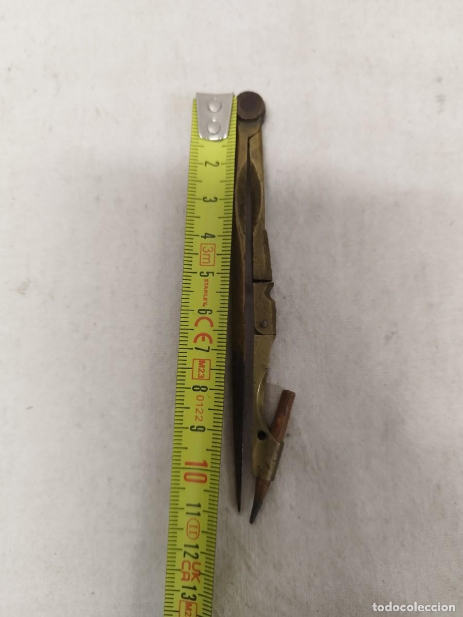 Escriban&iacute;a: Antiguo compas de bronce o lat&oacute;n. - Foto 9