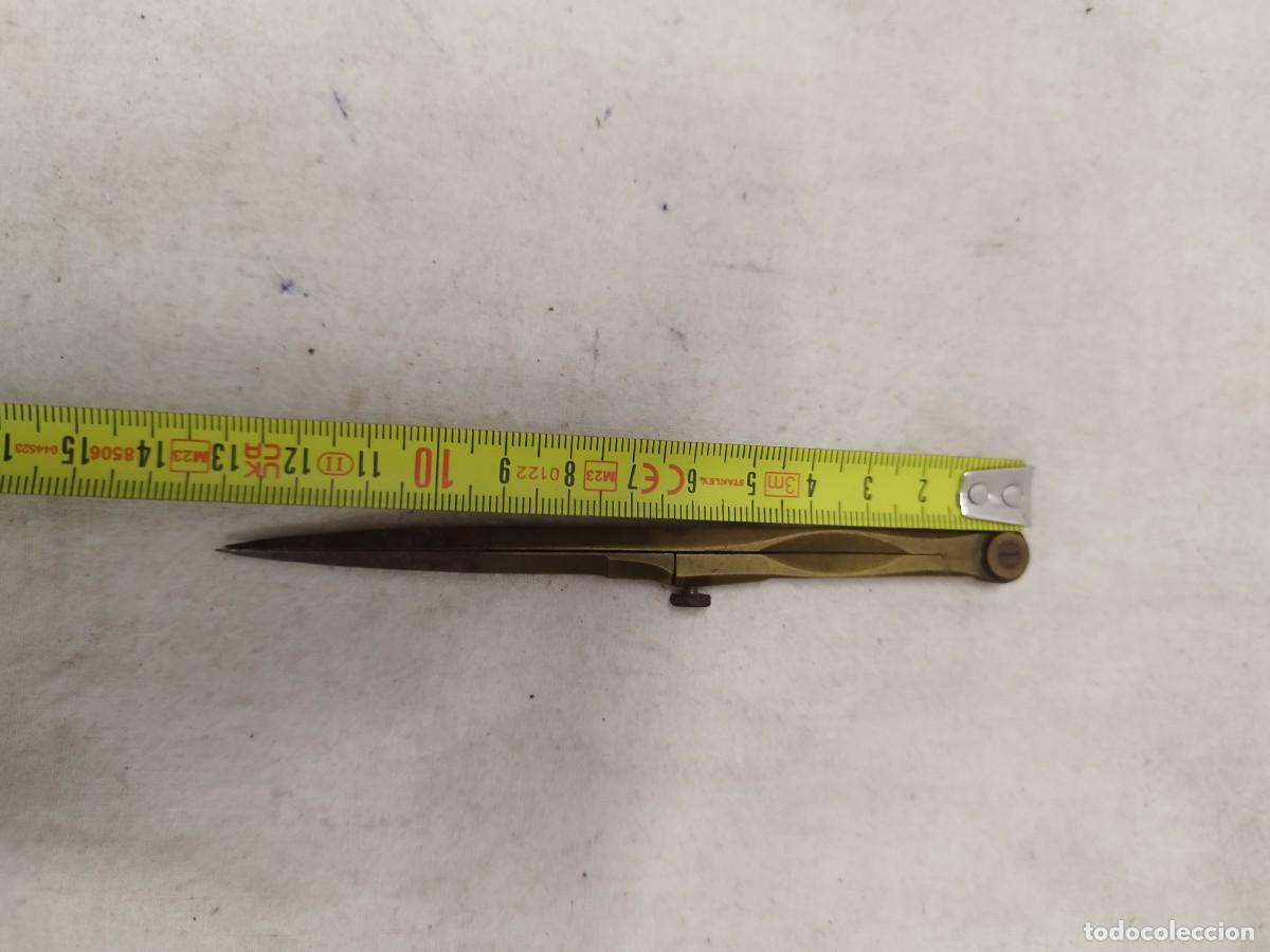 Escriban&iacute;a: Antiguo compas de laton o bronce. - Foto 6