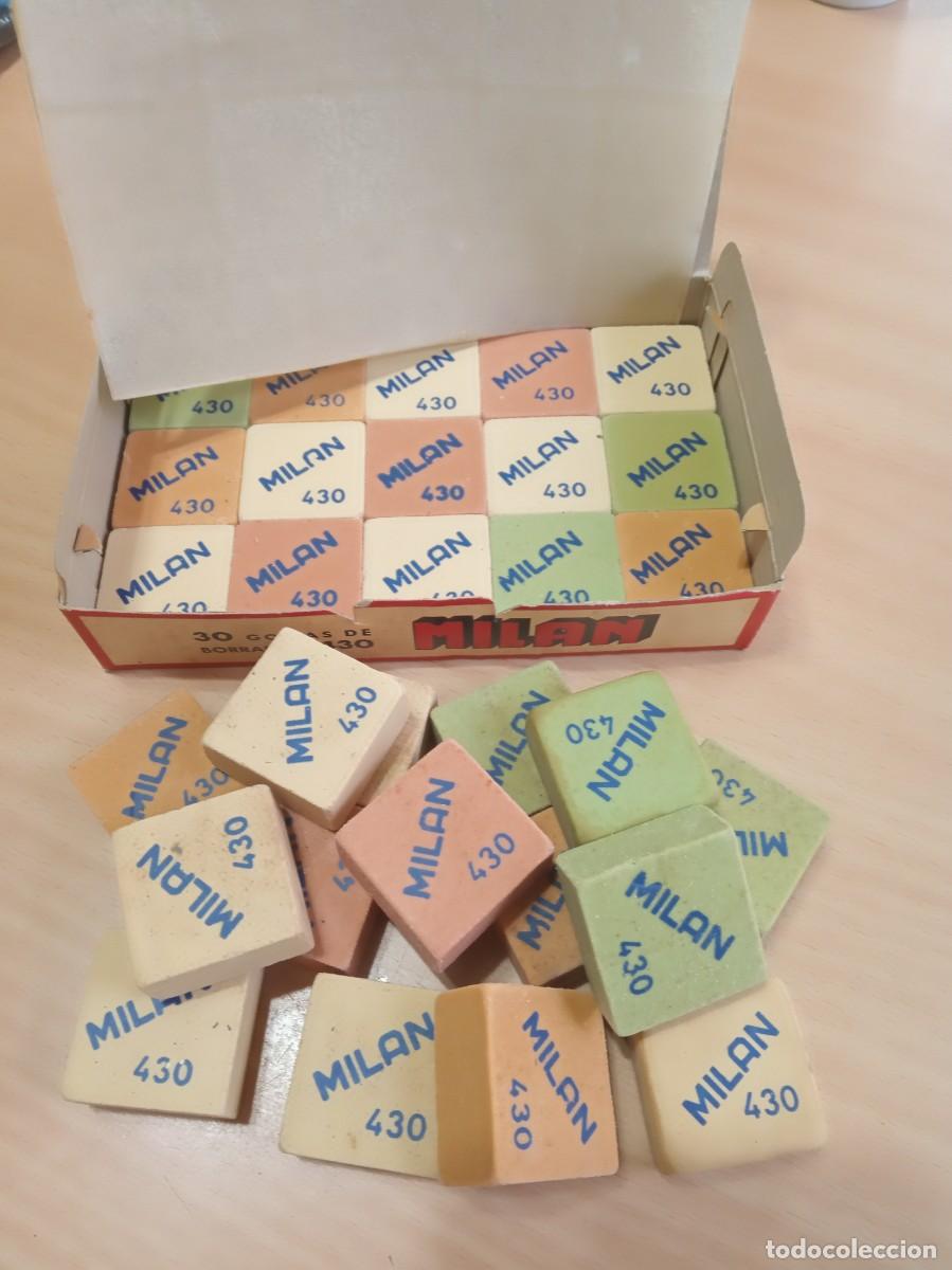 Escriban&iacute;a: CAJA COMPLETA CON 30 GOMAS DE BORRAR MILAN MOD.430 - Foto 1