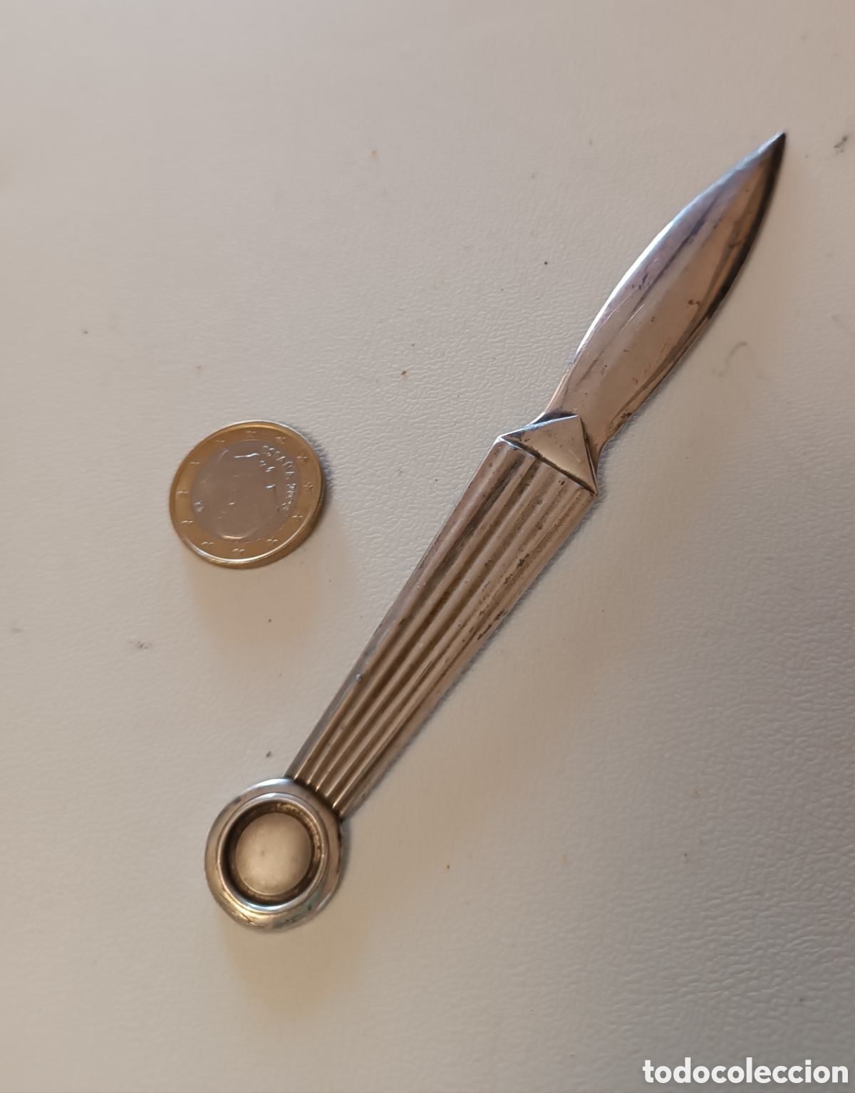 Escriban&iacute;a: ABRECARTAS plata con contraste. - Foto 1