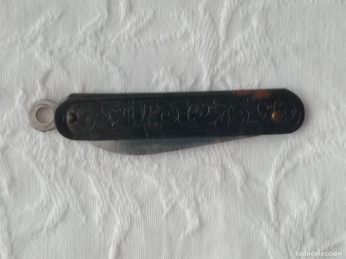 Escriban&iacute;a: antiguo cortaplumas con mango met&aacute;lico - Foto 2