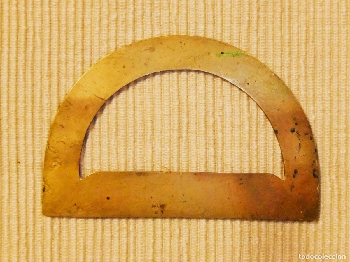 Escriban&iacute;a: ANTIGUO TRANSPORTADOR DE ANGULOS DE BRONCE - Foto 2