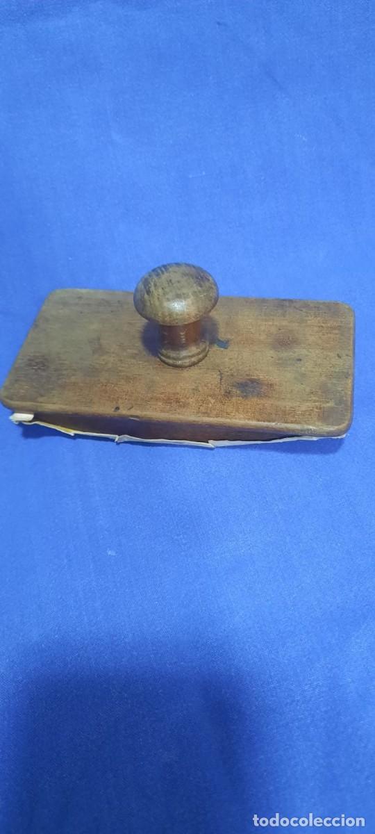 Escriban&iacute;a: ANTIGUO SECANTE DE MADERA - Foto 2
