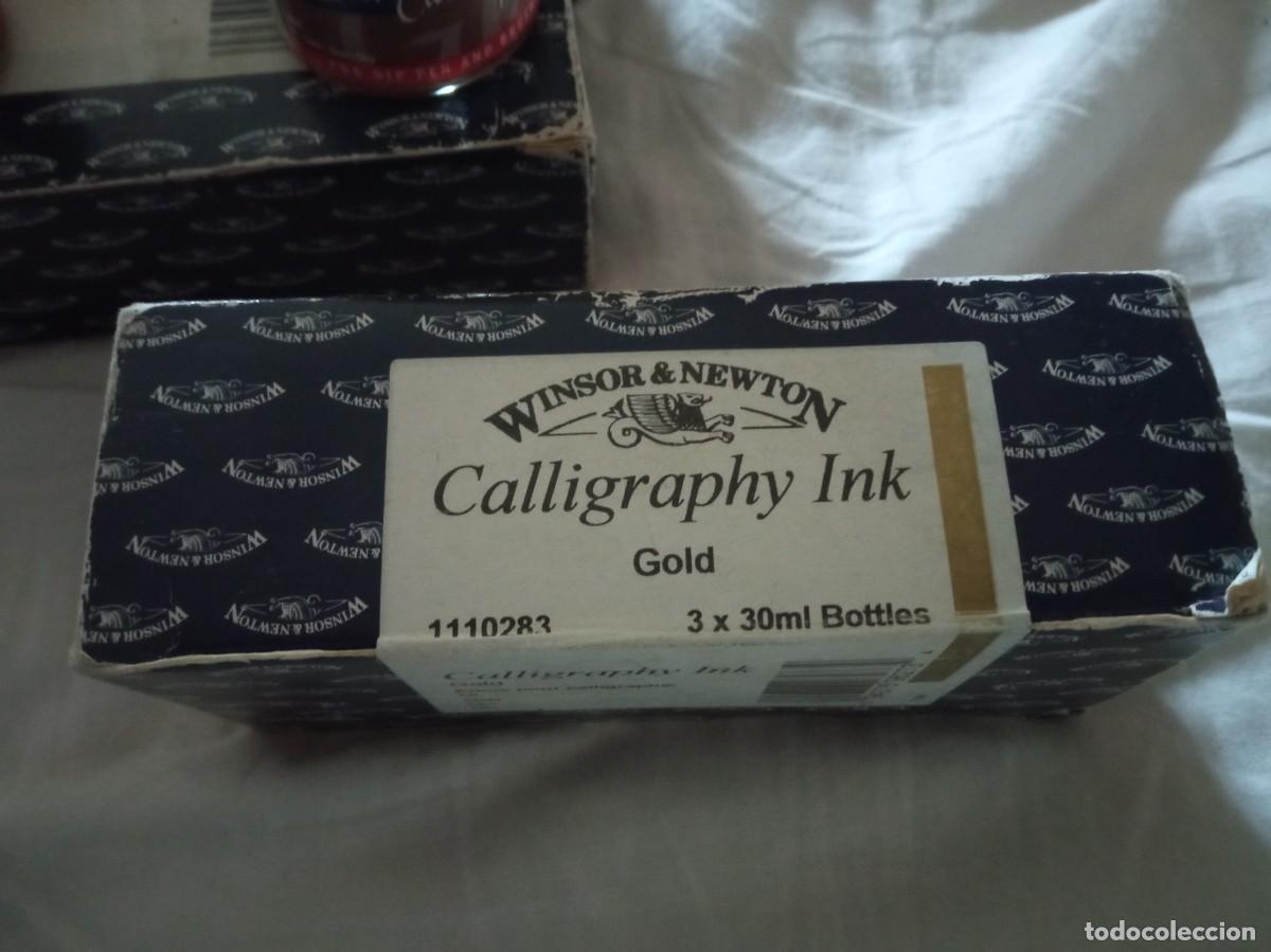 Escriban&iacute;a: 8 frascos de tinta caligr&aacute;fica en oro - Foto 1